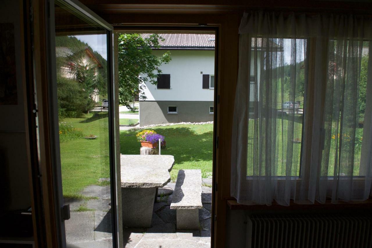 Ferienwohnung Ferienhaus Wanner Splügen Exterior foto